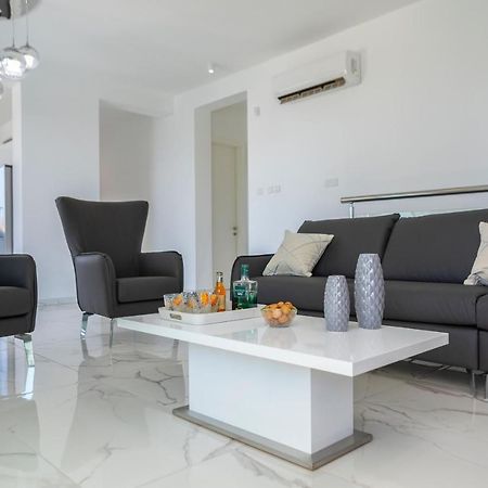 Villa Pleiades Paphos Luaran gambar